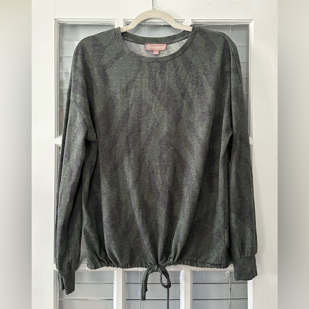Brushed Women’s L Tie Front Green Zebra Print Sweater / Knit Top | SKU 0697